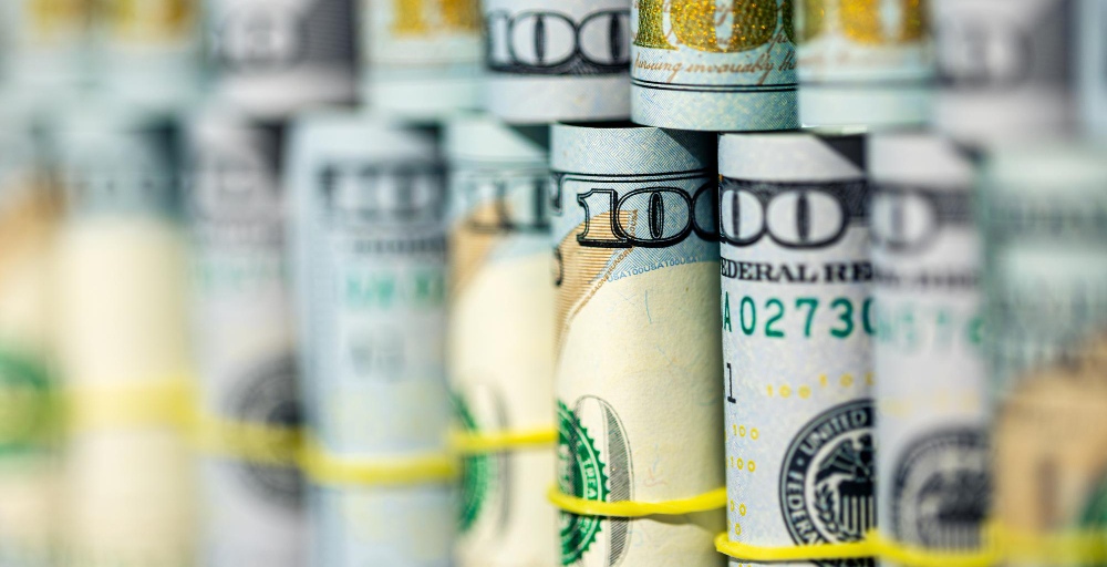 Нацбанк продаст до 700 млн долларов США из Нацфонда