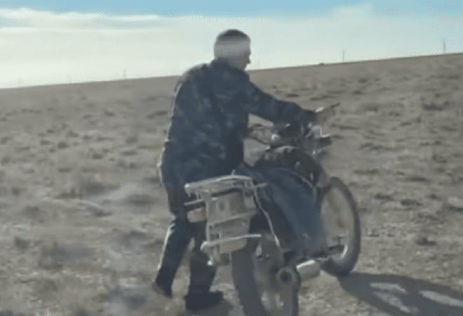 Полицейские забрали мотоцикл у пастуха в Мангистауской области 