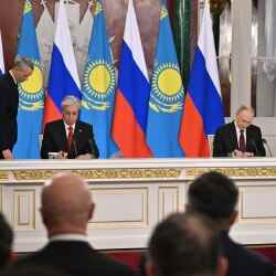 Токаев и Путин подписали декларацию о партнерстве и союзничестве