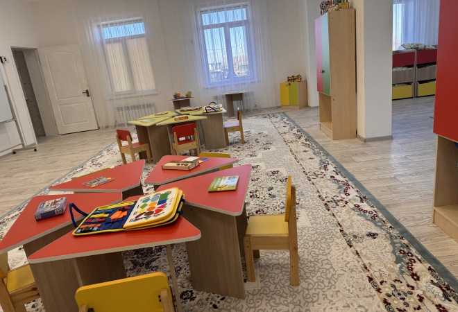 Шенеуніктер Хромтаудағы балабақшаны жөндеуге  уәде берді