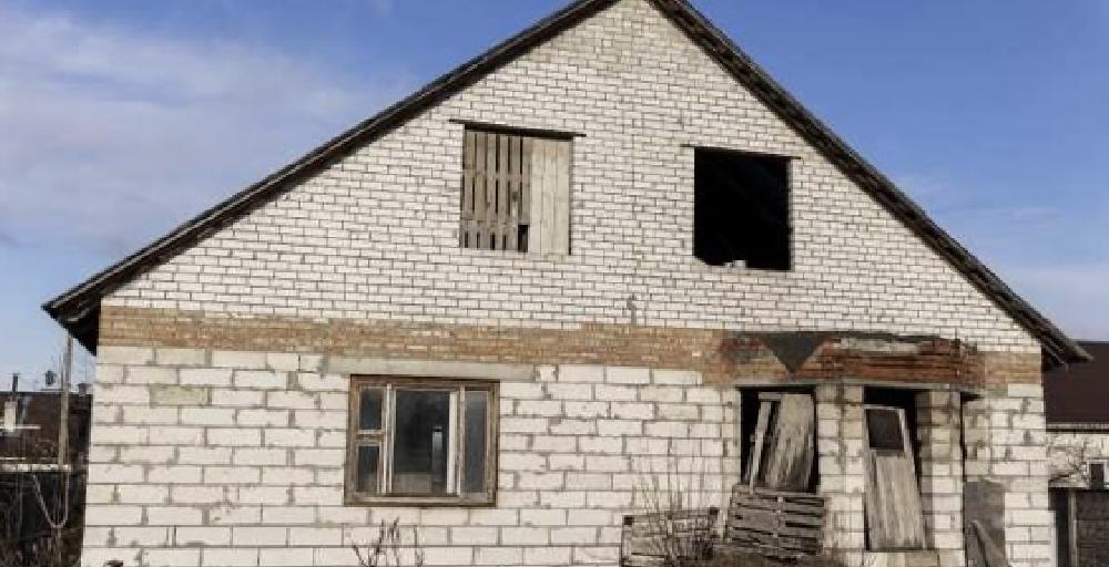 Павлодарда мемлекеттік бағдарлама аясында салынған үйлердің құрылысы аяқталмай тұр