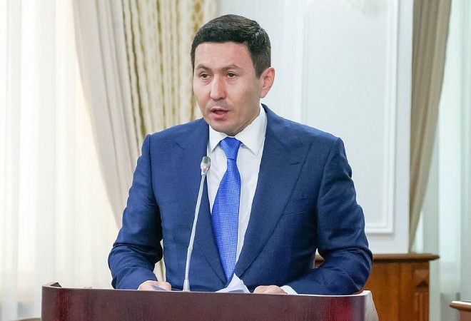 В Самрук-Казына не раскрыли конкретные данные о зарплатах сотрудников