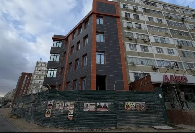 Ақтауда әкімдік маңындағы ұзаққа созылған құрылыс нысаны проблемалық деп танылмады
