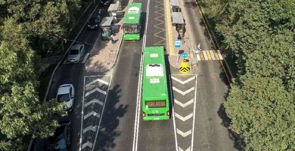 Алматы қаласында Райымбек батыр даңғылы бойындағы BRT жобасы уақытша тоқтатылды, ал дайын болған желі бөлігін бұзу мәселесі қарастырылып жатыр