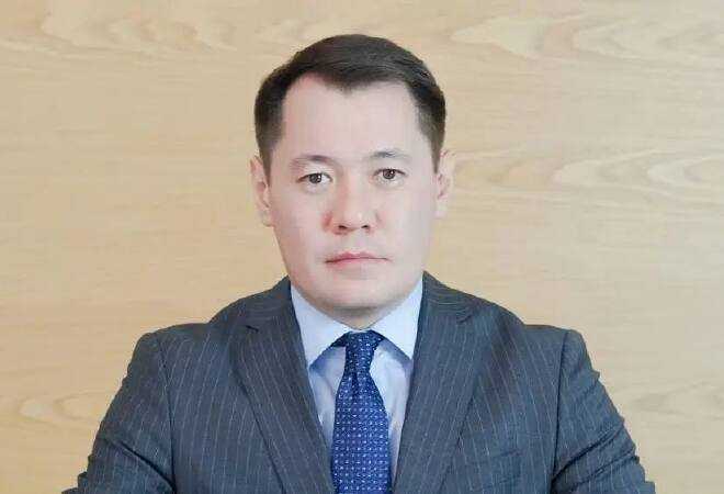 "ДАМУ" мемлекеттік қорының басшысы Фархат Сәрсекеевтің командасы 2025 жылы 524 млн теңге табыс тапқан