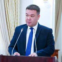 "Не более одного раза в сутки": Казахстан ввел ограничение на въезд транспорта из соседних стран